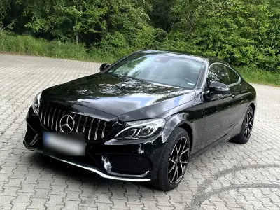 Gebraucht Mercedes C250 AMG line 204 PS (150 kW) 2016 Schwarz Coupé