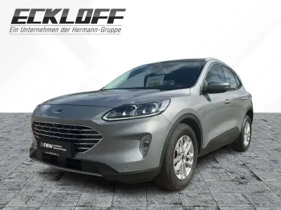 Gebraucht Ford Kuga Titanium 150 PS (110 kW) 2022 Solar silver met (silber) SUV