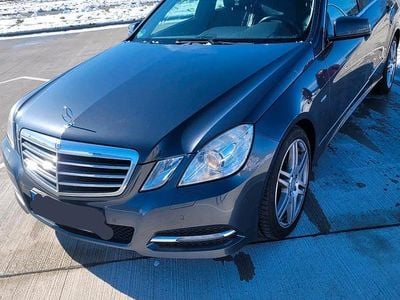 Mercedes E220
