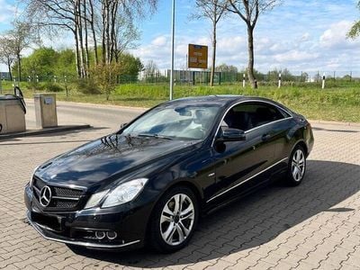 Mercedes E220
