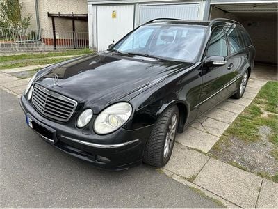 Mercedes E320