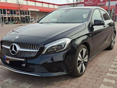 Gebraucht Mercedes A160 Edition 102 PS (75 kW) 2017 Schwarz Limousine