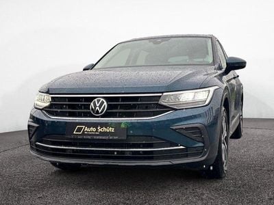 Nightshade blue metallic Gebraucht 2021 VW Tiguan Active SUV | 21.980 € (Fairer Preis)