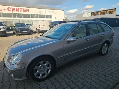 Gebraucht Mercedes C180 Elegance 143 PS (105 kW) 2005 Grau Limousine