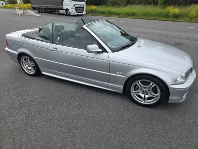 Begagnad BMW 320 Performance 170 HK (125 kW) 2002 Silver Cab