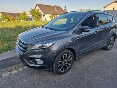 Gebraucht Ford Kuga ST-Line 175 PS (128 kW) 2019 Grau SUV