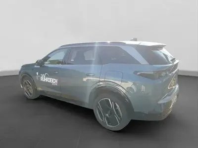 Gebraucht Peugeot e-5008 GT 156 kW (213 PS) 2025 Blau SUV
