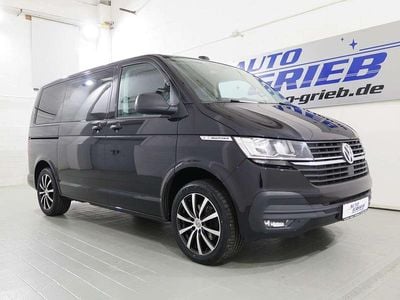 Gebraucht VW Multivan Family 150 PS (110 kW) 2022 Deep black perleffekt Van / Kleinbus