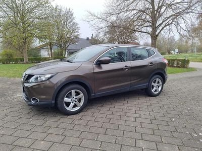 Usata Nissan Qashqai 115 CV (84 kW) 2017 Marrone SUV