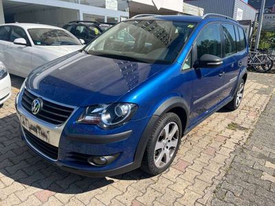 VW Touran Cross