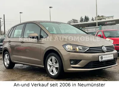 Second-hand VW Golf Sportsvan S 110 CP (80 kW) 2014 Auriu Monovolum
