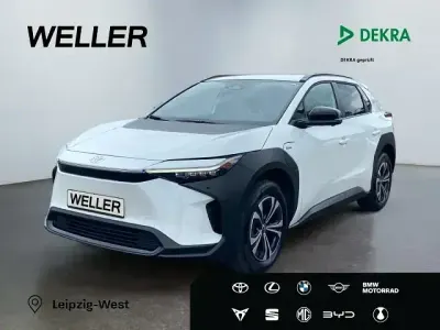 Gebraucht Toyota bZ4X Team 150 kW (204 PS) 2025 Weiss SUV
