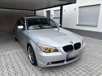 BMW 523