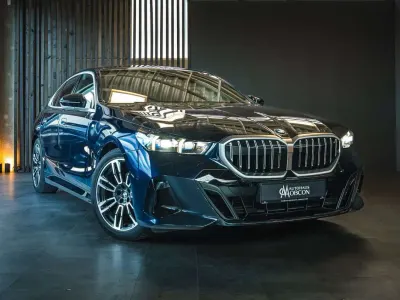 Gebraucht BMW 520 M Sport 197 PS (144 kW) 2024 Schwarz Limousine
