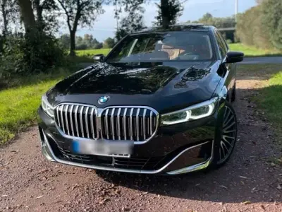 Gebraucht BMW 730 265 PS (194 kW) 2019 Schwarz Limousine