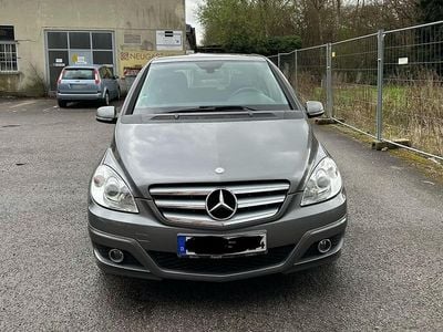 Gebraucht Mercedes B180 116 PS (85 kW) 2009 Beige Van / Kleinbus