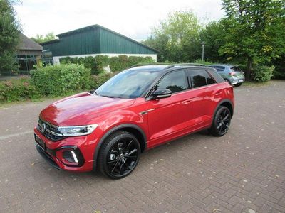 Nuova VW T-Roc R-line 150 CV (110 kW) 2025 Rosso SUV