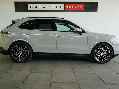 Usata Porsche Cayenne 305 CV (224 kW) 2024 Grigio SUV
