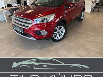 Gebraucht Ford Kuga Cool & Connect 150 PS (110 kW) 2018 Rot SUV