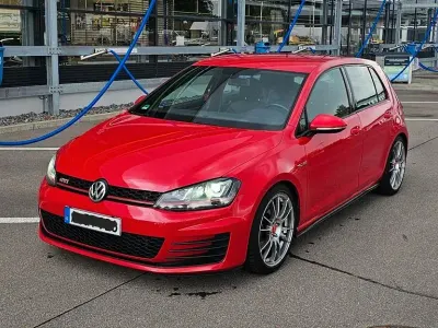 Gebraucht VW Golf VII GTI 220 PS (161 kW) 2015 Rot Limousine