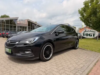 Gebraucht Opel Astra Innovation 150 PS (110 kW) 2017 Schwarz Limousine
