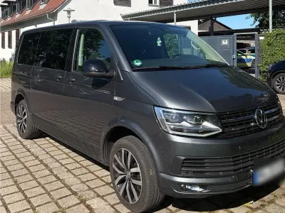 Gebraucht VW Multivan 204 PS (150 kW) 2016 Grau Van / Kleinbus