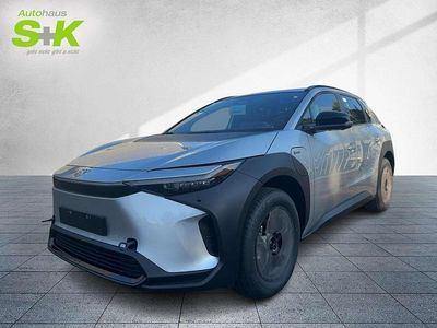 Neu Toyota bZ4X 150 kW (204 PS) 2026 Cosmicsilber metallic SUV