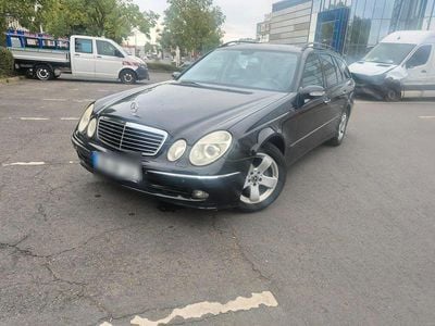 Mercedes E280