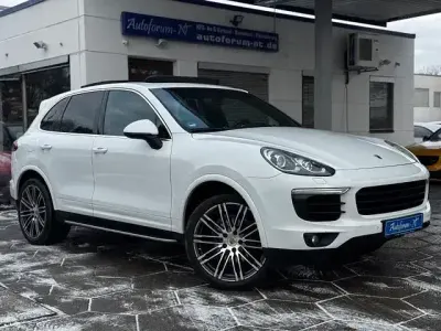 Usata Porsche Cayenne Platinum Edition 285 CV (209 kW) 2016 Bianco SUV