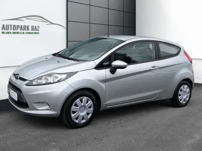 Gebraucht Ford Fiesta Trend 97 PS (71 kW) 2009 Silber Limousine