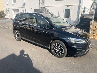 Gebraucht VW Touran Highline 190 PS (139 kW) 2017 Schwarz Van / Kleinbus