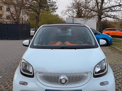 Gebraucht Smart ForFour Passion 91 PS (66 kW) 2015 Weiß Kleinwagen