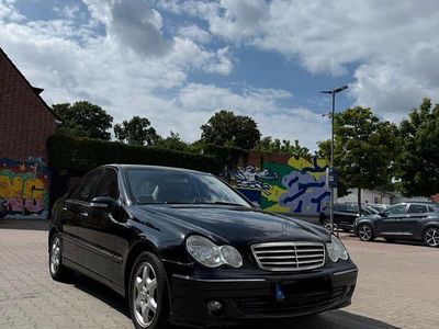 Mercedes C200