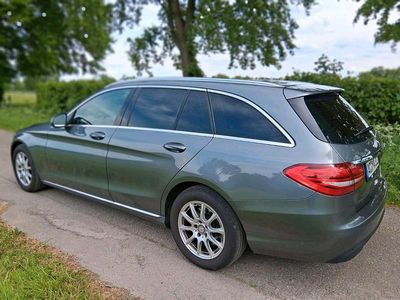 Gebraucht Mercedes C180 156 PS (114 kW) 2016 Grau Kombi