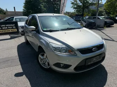 Gebraucht Ford Focus Style 101 PS (74 kW) 2008 Grau Limousine