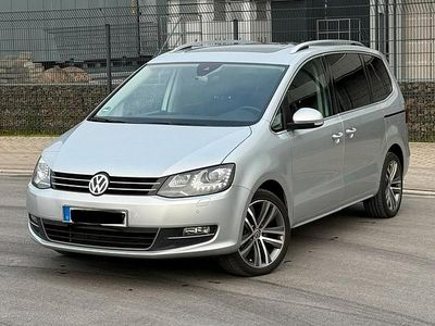 Gebraucht VW Sharan Highline 177 PS (130 kW) 2019 Silber Van / Kleinbus