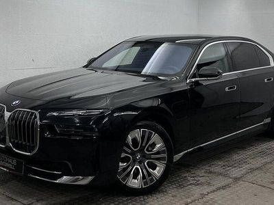 Usata BMW 750e Executive 489 CV (359 kW) 2023 Nero Berlina
