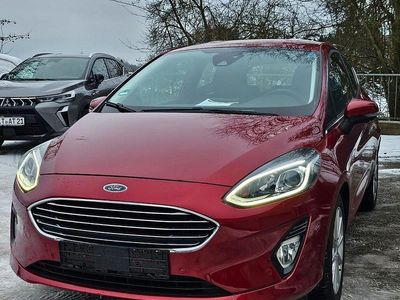 Gebraucht Ford Fiesta Titanium 125 PS (91 kW) 2019 Rot Kleinwagen