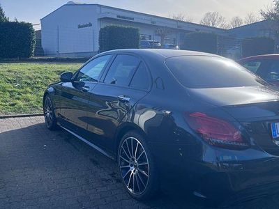 Usata Mercedes C300 AMG line 258 CV (189 kW) 2020 Grigio Berlina