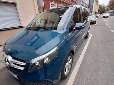 Usata Mercedes V250 190 CV (139 kW) 2019 Blu Monovolume