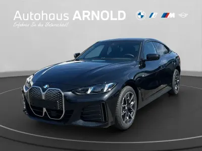 Neu BMW i4 M Sport 250 kW (340 PS) 2026 Black sapphire Limousine