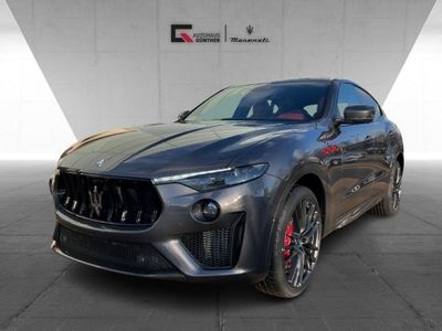 gebraucht Maserati Levante TROFEO MY23 V8 580PS AWD Grigio & Rosso