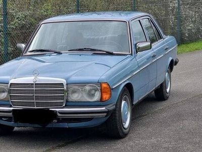 gebraucht Mercedes 200 W123benziner H Zulassung TÜV 2026 Guten Zustand