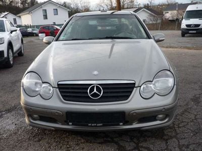 Mercedes C200