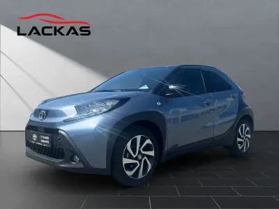 Gebraucht Toyota Aygo X 72 PS (52 kW) 2025 Schwarz SUV