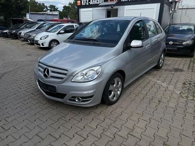 Mercedes B200