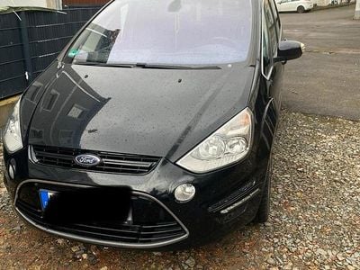 Gebraucht Ford S-MAX S 140 PS (102 kW) 2014 Schwarz Van / Kleinbus