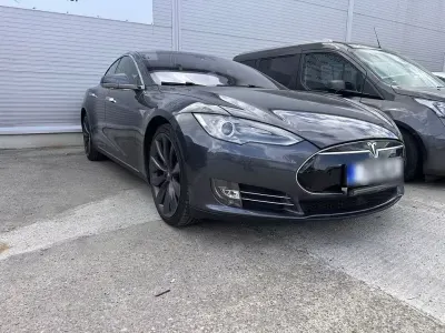 Used Tesla Model S 386 kW (525 HP) 2015 Black Hatchback