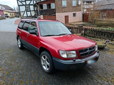 Gebraucht Subaru Forester 122 PS (89 kW) 1998 Rot SUV
