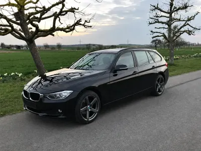 Gebraucht BMW 318 Sport Line 143 PS (105 kW) 2012 Kombi
